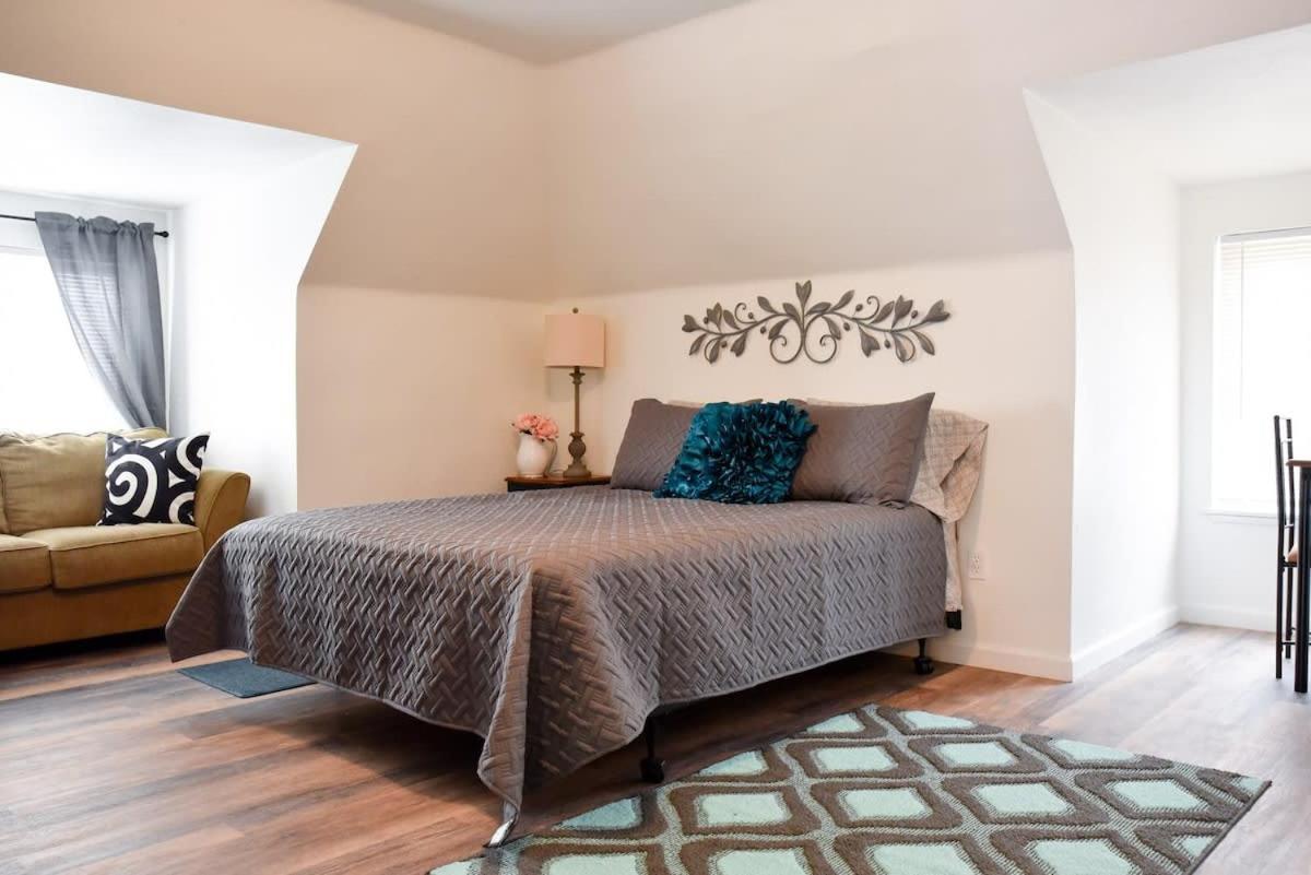 Unwind In A Bright Comfortable Apartment For 3 Pittsburgh Eksteriør billede