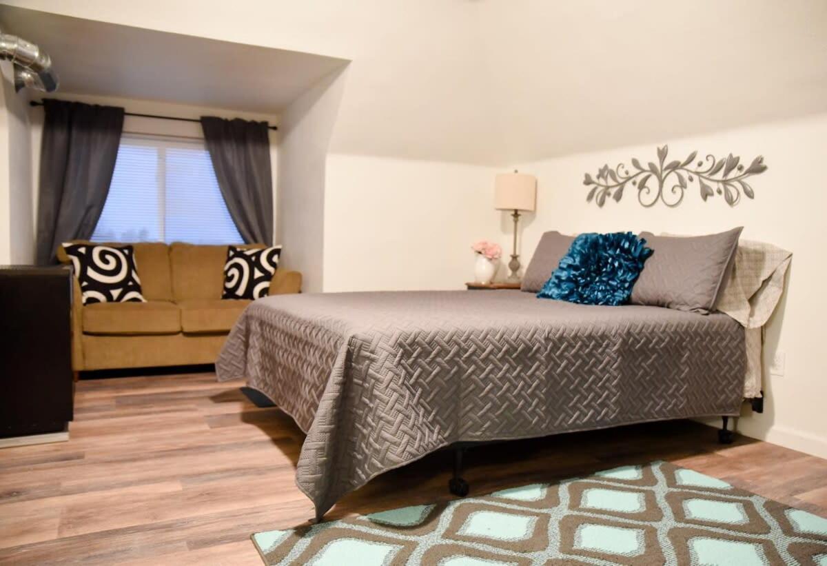 Unwind In A Bright Comfortable Apartment For 3 Pittsburgh Eksteriør billede