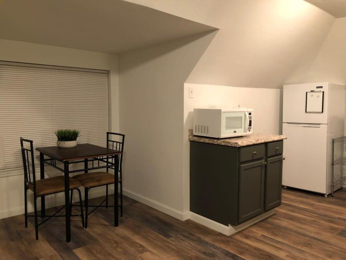 Unwind In A Bright Comfortable Apartment For 3 Pittsburgh Eksteriør billede