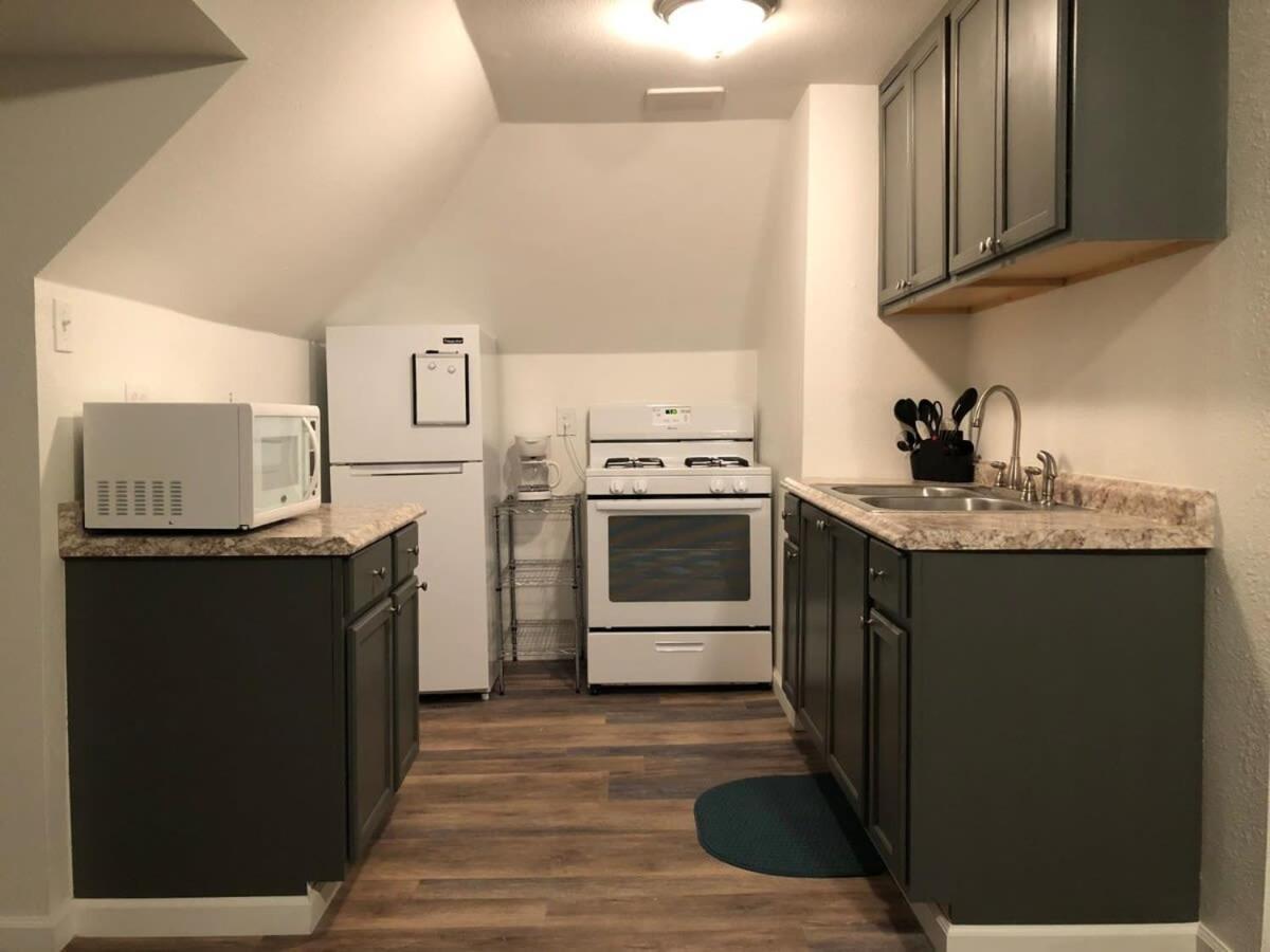 Unwind In A Bright Comfortable Apartment For 3 Pittsburgh Eksteriør billede